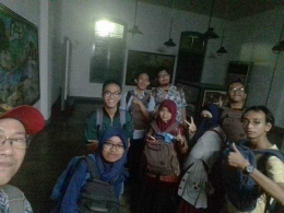 Kelompok Pemerhati Budaya dan Museum Indonesia (KPBMI) dalam jelajah tengah malam (Dokpri)