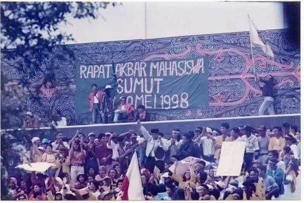 Gerakan Mahasiswa Sumut, Aksi Reformasi (facebook: Edi Sembiring Meliala)