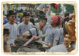 Ilustrasi remaja pemusik di pasukan pembangun sahur. Dokpri