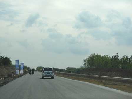 Jalan Masuk Menuju Bandara (Dokpri)