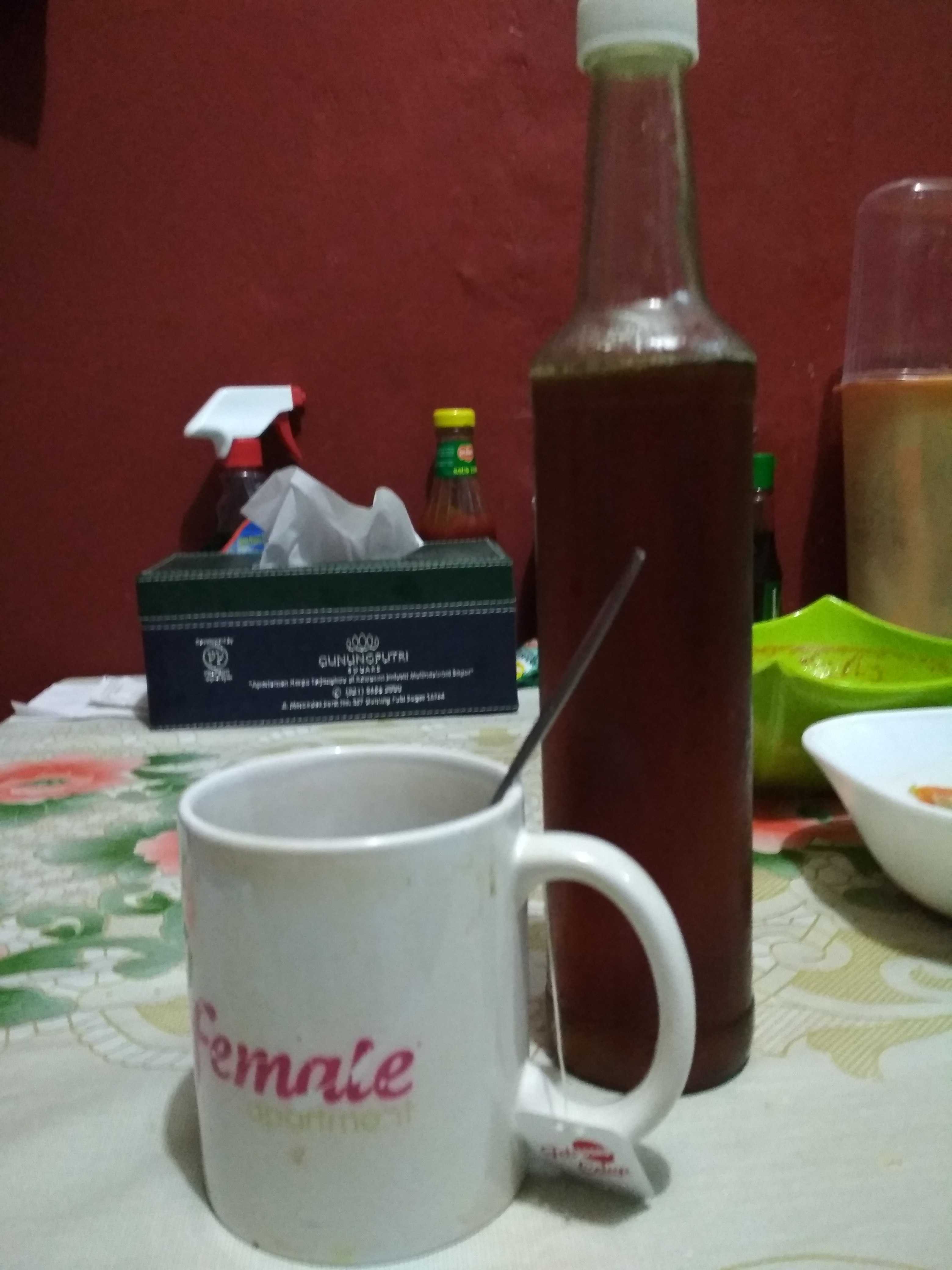 Minum teh dengan madu (dok pri) 