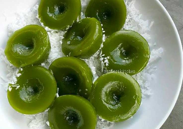 Kue Lumpang (sumber : cookpad.com)