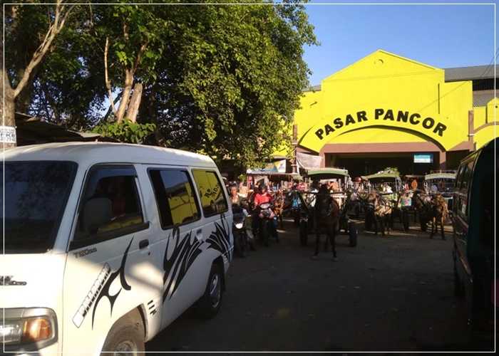 Pasar Pancor, di kota Selong Lombok Timur, masih padat dengan cidomo. Dokpri