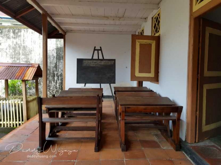 Ruang kelas di rumah Bung Hatta (sumber : deddyhuang.com)