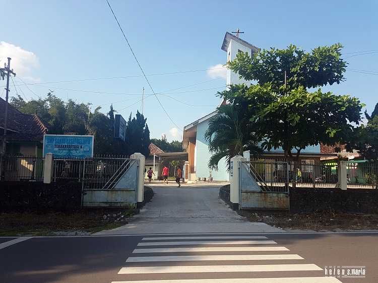 Gereja Katolik (Dok. Pribadi)