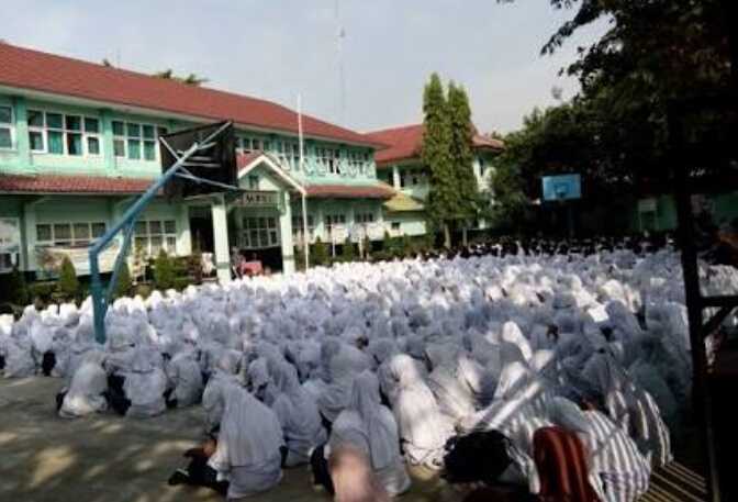 Siswi SMP putri pun semua berhijab (doc. SMPN 11 Kota Cirebon)