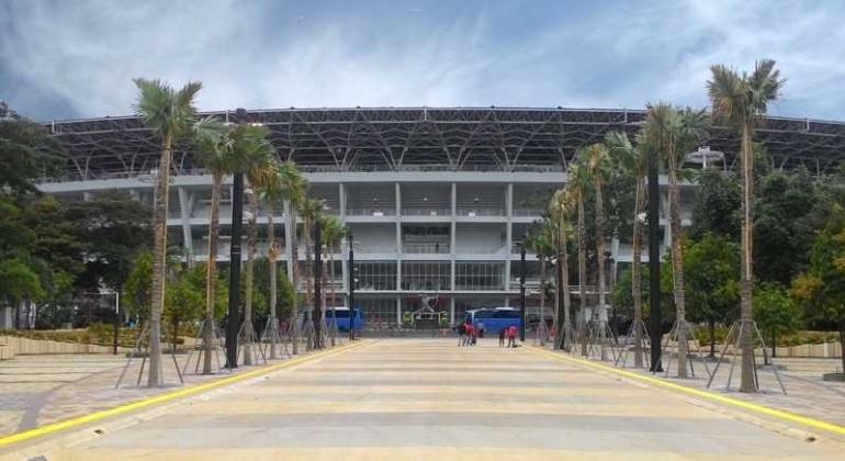 Stadion Utama GBK. Foto oleh Yoshiharu10 (sumber: commons.wikimedia.org)