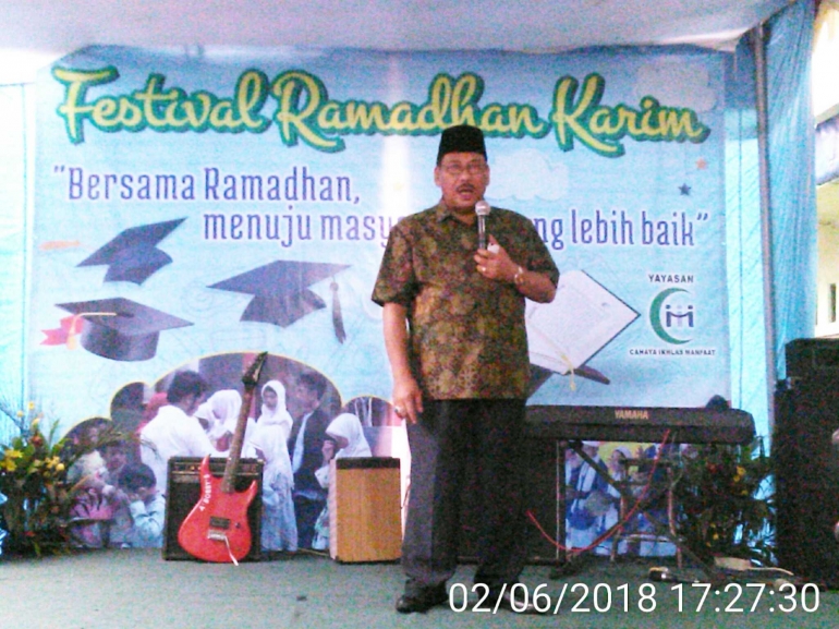 Walikota Jakarta Barat H.M. Anas Effendi, SH, MM sedang berikan sambutan dan arahan