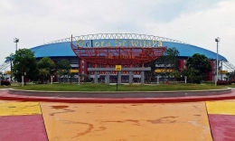 Stadion Gelora Sriwijaya di JSC. Foto oleh Dgamot76 (sumber: commons.wikimedia.org)