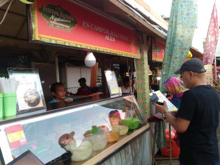 Berburu Kuliner di Festival Kuliner Ngabuburit La Piazza Berburu Kuliner di Festival Kuliner Ngabuburit La Piazza