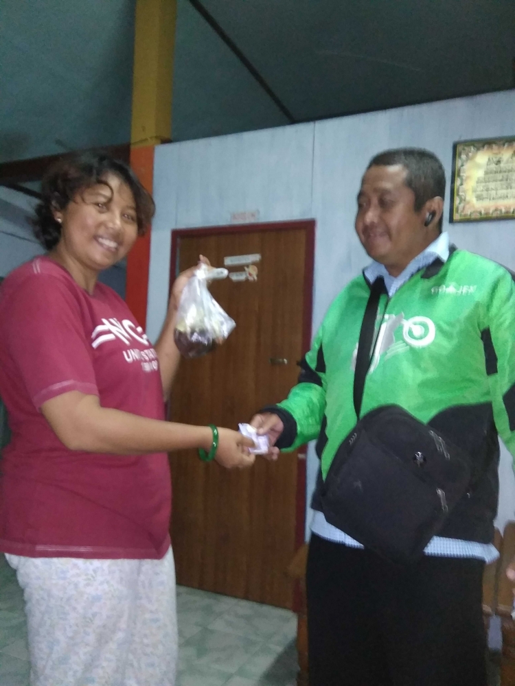 Dok.pri Rawon dalam One stop Digital Dining via Go Food. praktis