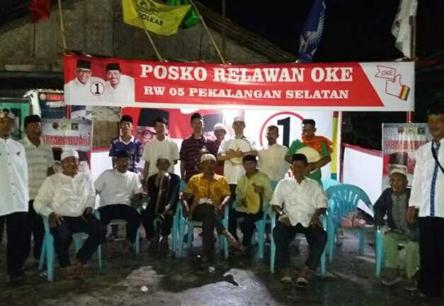 Grup obrog-obrog Nasyid foto bersama di Posko sebelum keliling (doc.pribadi)