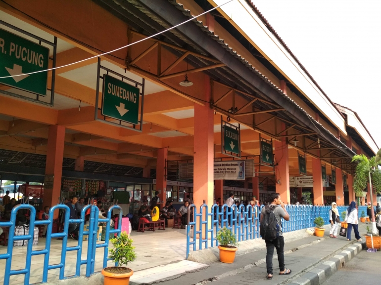 Terminal Kampung Rambutan (dok pri) 