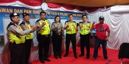 Personil Polsek Tanjung Duren sedang stand by di Pos Pengamanan Operasi Ketupat Jaya 2018