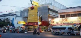 Pusat Oleh-oleh Jalan Pandanaran Semarang. Lengkap. (Foto: Seputarsemarang.com).