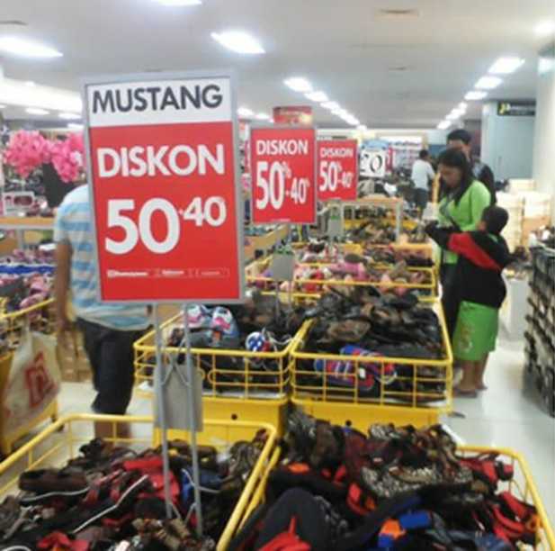 Tempat Belanja favorit karena banyak menawarkan diskon menjelang Hari Raya Idul Fitri (Sumber: dokumen pribadi)