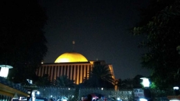 Malam-malam ramadan berbeda dengan malam pada bulan biasa. Di malam ramadan, banyak hal yang bisa dilakukan. Menyambut datangnya Lailatul Qadar. (dok.windhu)