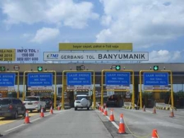 Gerbang Tol Banyumanik Semarang (Dokpri)