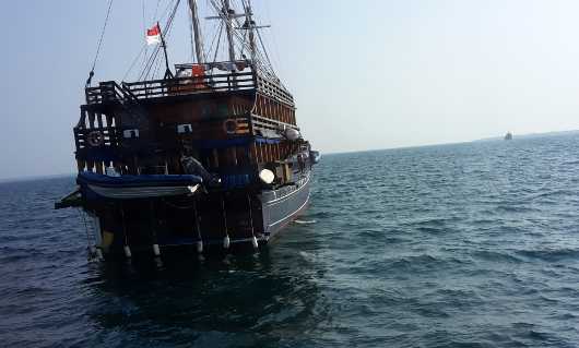 Jenis kapal yang banyak ditemui di jalur Sorong-Waisai (dok pribadi)