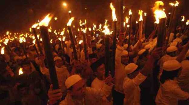 Takbir keliling, aktifitas yang menyemarakan malam Hari Raya Lebaran (Sumber: faktualNews.co)