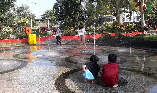 Langsung sibuk main air (dokpri)