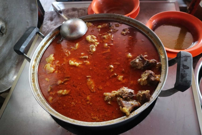 Ayo makan. | Dokumentasi Pribadi