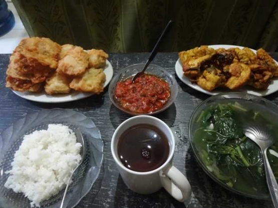 Menu Hari Lebaran yang sederhana dan hijau (Sumber; dokumen pribadi)