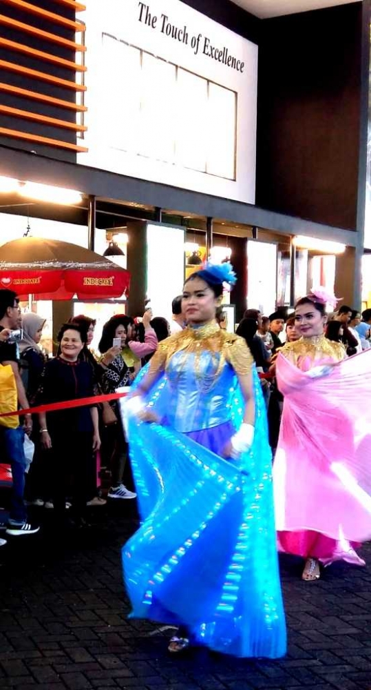 Salah satu penampilan dari peserta pawai (dokumentasi pribadi)