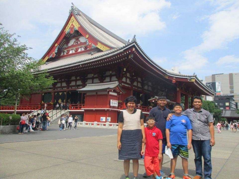 Sensoji Temple (dok.pri.)