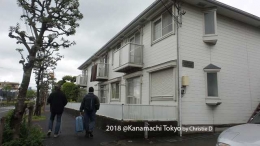 Perumahan mungil atau apartemen2 dengan 2 lantai, yang sebagian besar mewarnai kota Kanamachi/Dokumentasi pribadi