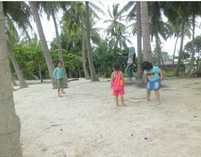 Pantai Pasir Putih. | Dokumentasi Pribadi