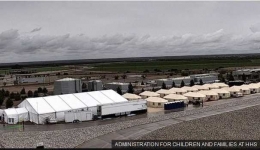 Tempat pengungsi anak-anak Sumber: bbc.com