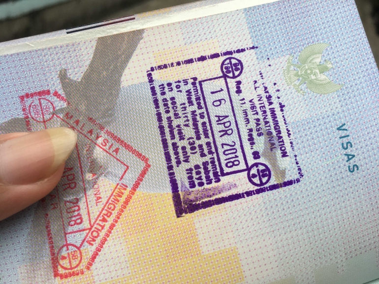Tips 1 : Pastikan masa expired passport diatas 6 bulan