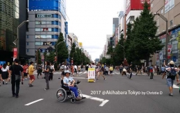 Aku ditengah jalan kegiatan CFD di Akihabara | Dokumentasi pribadi
