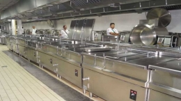 Dapur salah satu perusahaan penyedia katering haji | sumber: materi pembekalan petugas haji