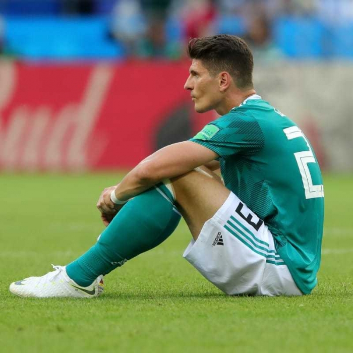 Mario Gomez, Juru Kampanye Petahana Jerman, merenungi kekalahan (Foto: Alexander Hassenstein – FIFA/Getty Images)