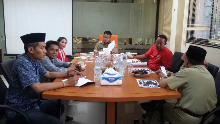 Camat Palmerah Zeri Ronazy memimpin Rakor Persiapan Event Kampung Betawi Kota Bambu (Dok. Pribadi)