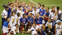 Prancis 1998 Juara di tengah isu tentang warga Imigran I Gambar : Guardian