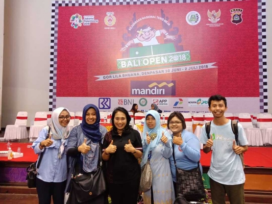 Bersama Ibu Puspayoga, Isteri Menteri Koperasi dan UKM