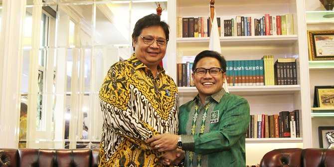 Airlangga Hartarto dan Muhaimin Iskandar. Sosok Ketua Umum Partai Golkar dan Ketua Umum Partai Kebangkitan Bangsa (PKB) ini bertemu pada Rabu (5/7/2018) (Liputan6.com/Herman Zakharia)