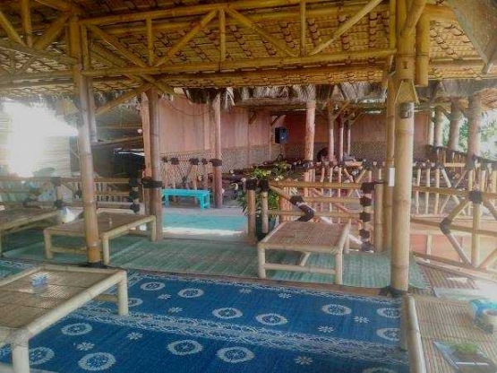 Warung makan lesehan berkapasitas 100 orang (foto: dok pri)