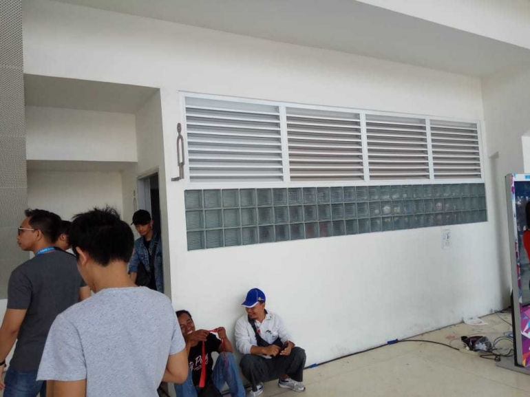 Toilet di Istora yang lebih baik, tidak seperti sebelumnya yang terkesan jorok/foto dokpri