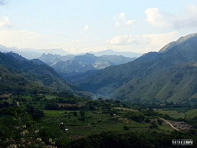 Jatuh Hati Dengan Pesona Gunung Latimojong