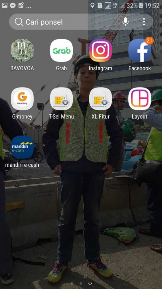    Aplikasi Mandiri E-Cash udah ready di handphone nih(dokpri)