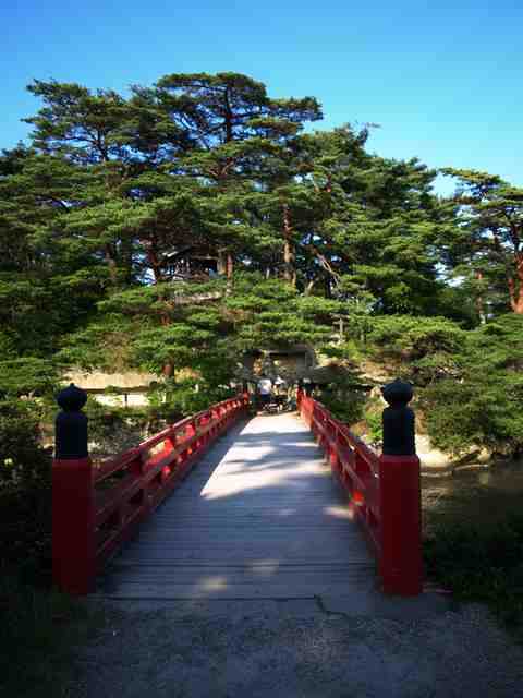 Togetsukyou yang menghubungkan daratan dan Pulau Oshima (Dokumentasi Pribadi)