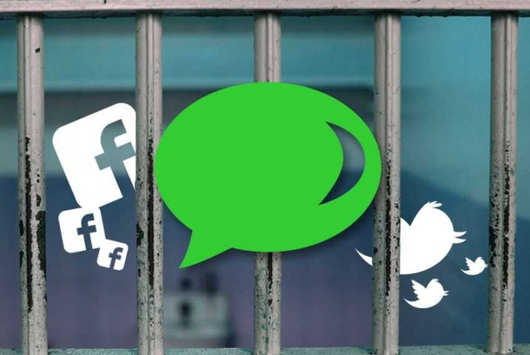 Social Media Prison - ilustrasi: texastribune.org