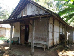 Rumah Taslimah yang untuk merawat mbah Siti (foto: dok pri)