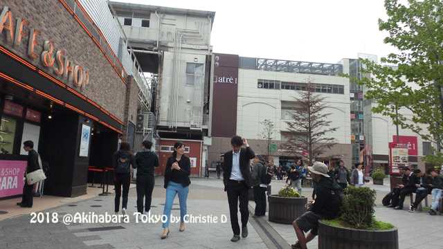 Stasiun Akihabara, di sisi utara menuju stasiun Okachimachi, Ameyoko Market | Dokumentasi pribadi