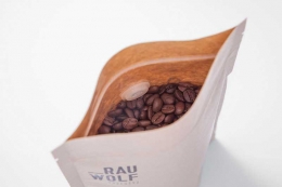 biji kopi dalam kemasan dengan katup udara (strobel.de)