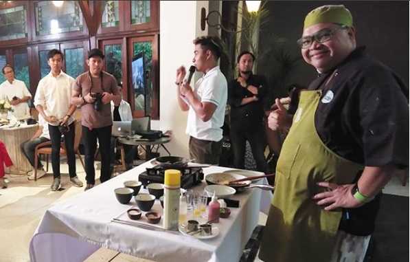 Chef Ragil dan peserta saat acara membedah gastronomi Macao di Jakarta - Gbr: Zulfikar Akbar